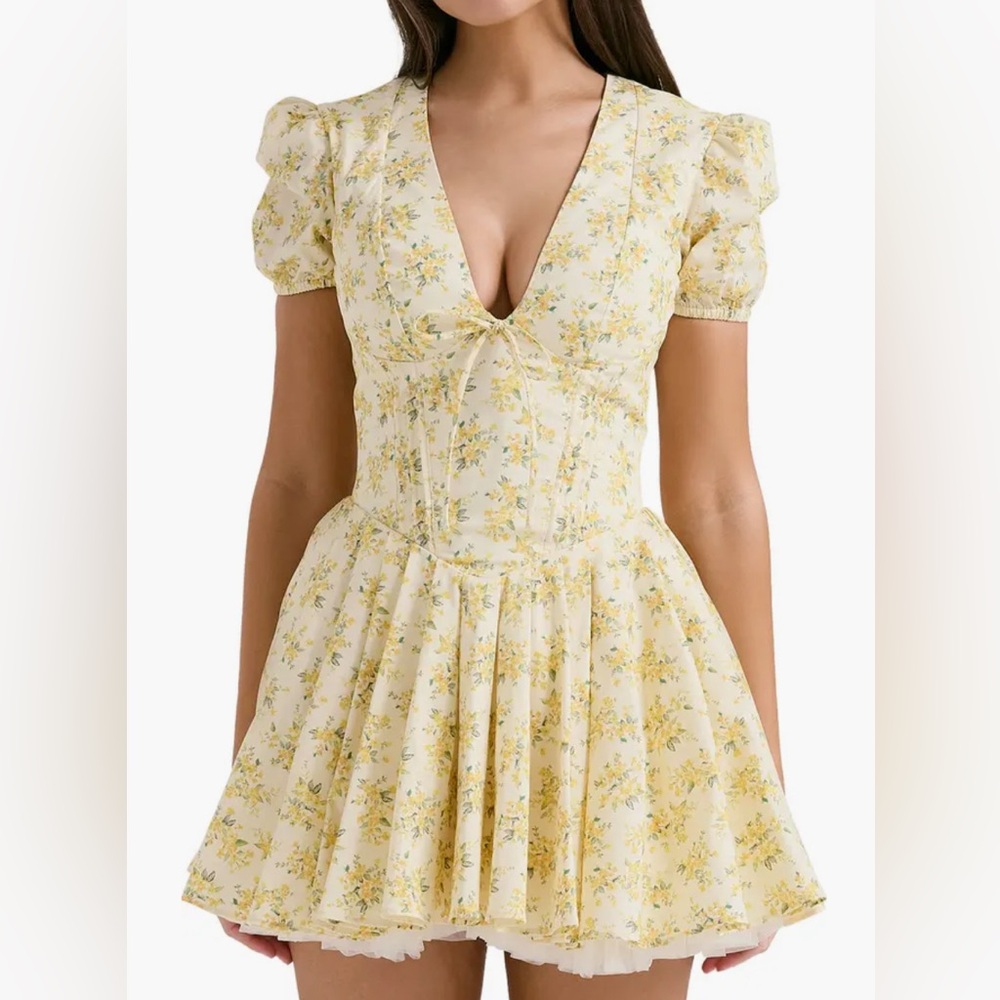 HOUSE OF CB YELLOW DRESS SIZE SMALL